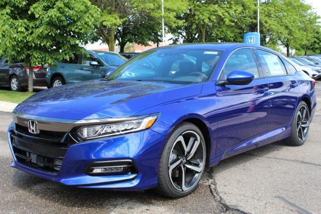 New 2019 Honda Accord Sport 2.0T 4D Sedan in Ann Arbor #HA21951